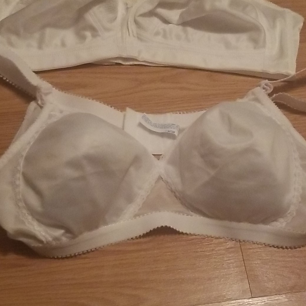 42 B wireless bra bundle - Picture 4 of 15